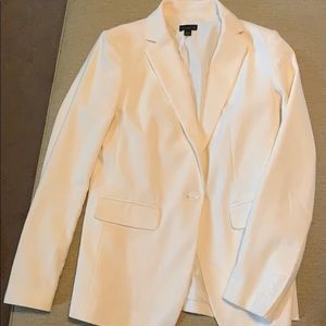 Textured long blazer size 6. Color: winter